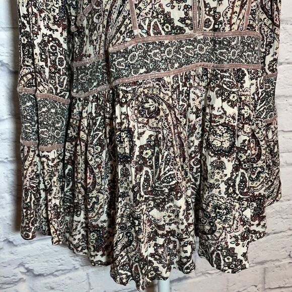 American Eagle Outfitters Peasant Blouse Bell Sleeves Size Medium - Picture 4 of 11